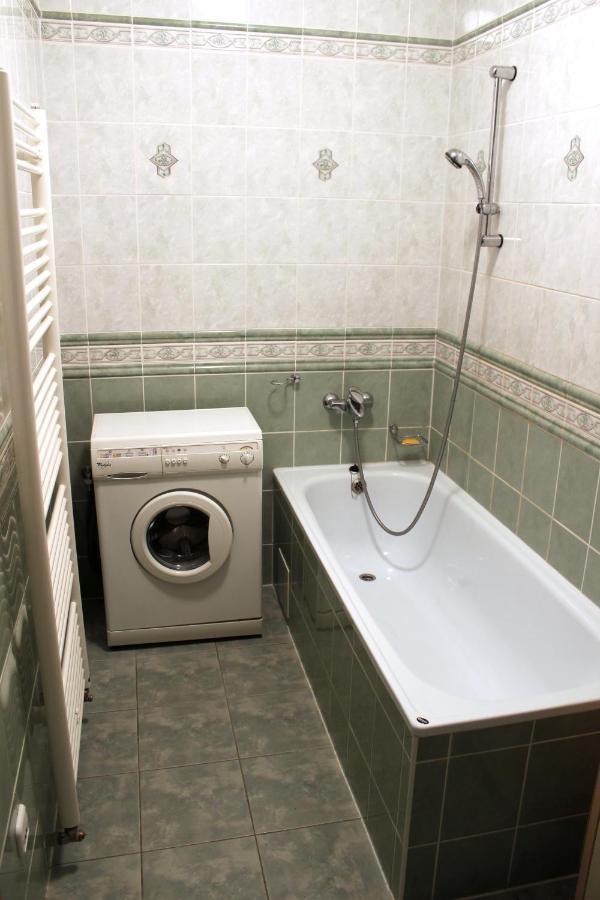 Apartman Triga ซนินา ภายนอก รูปภาพ